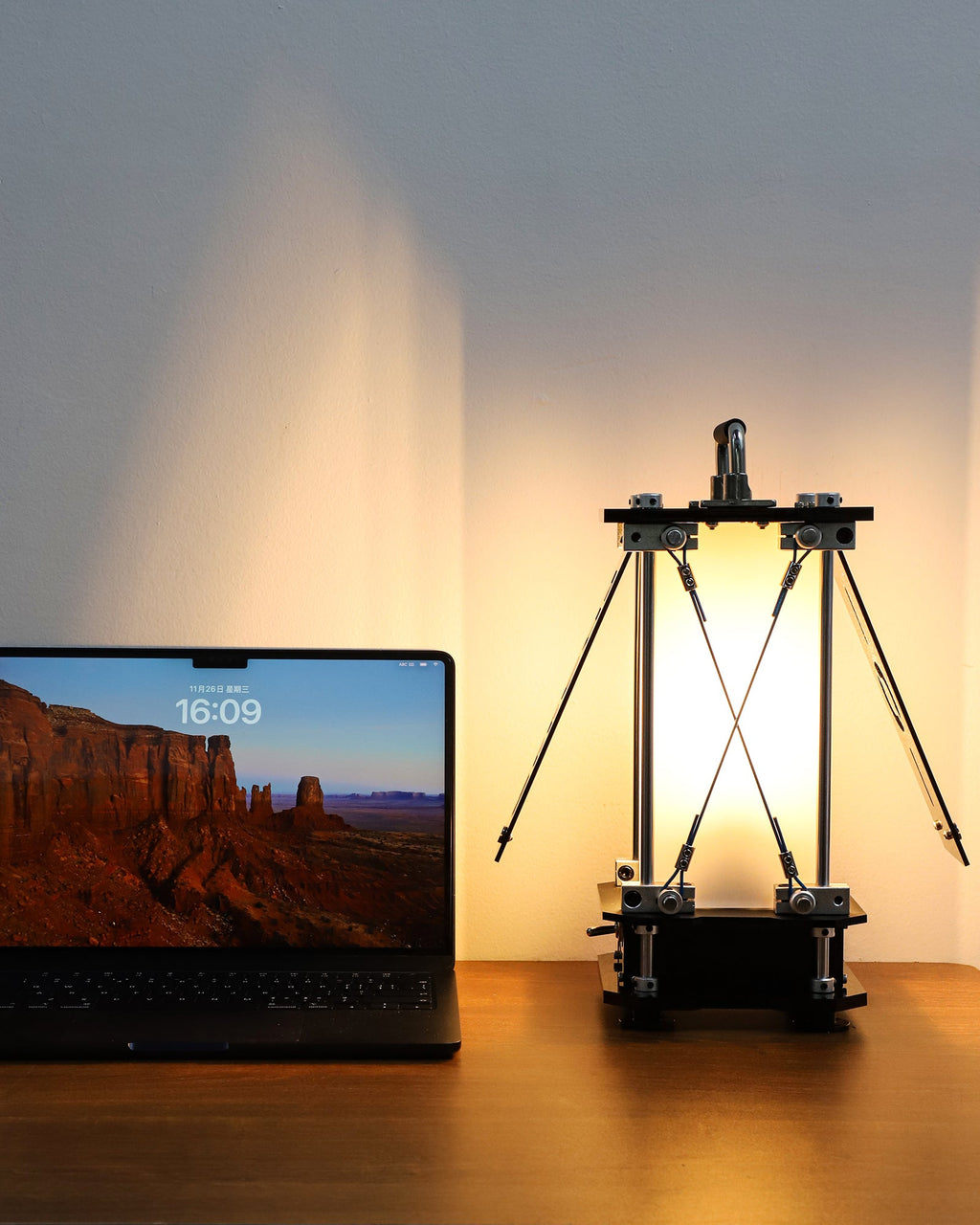 Nova Camp Lantern