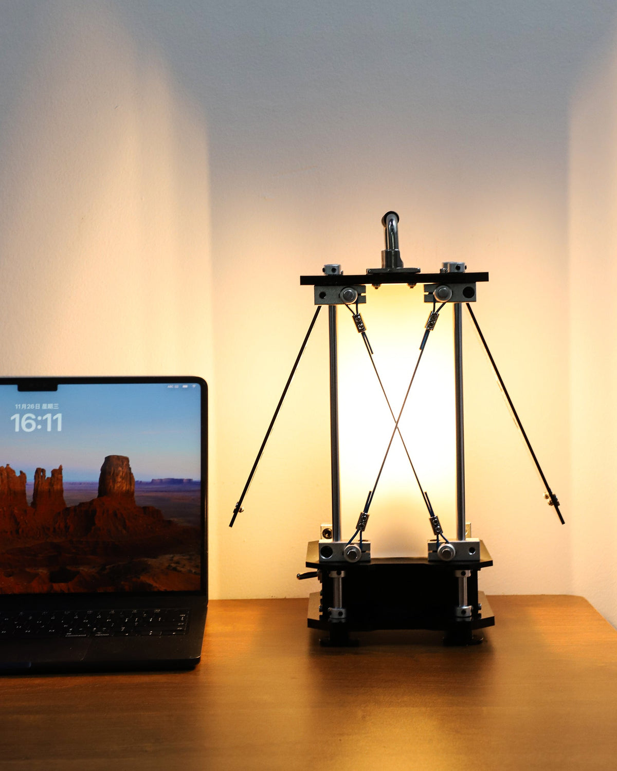 Nova Camp Lantern