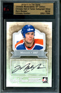 2010 In the Game Mark Messier Hall of Famer Autograph /9 Encased Oilers