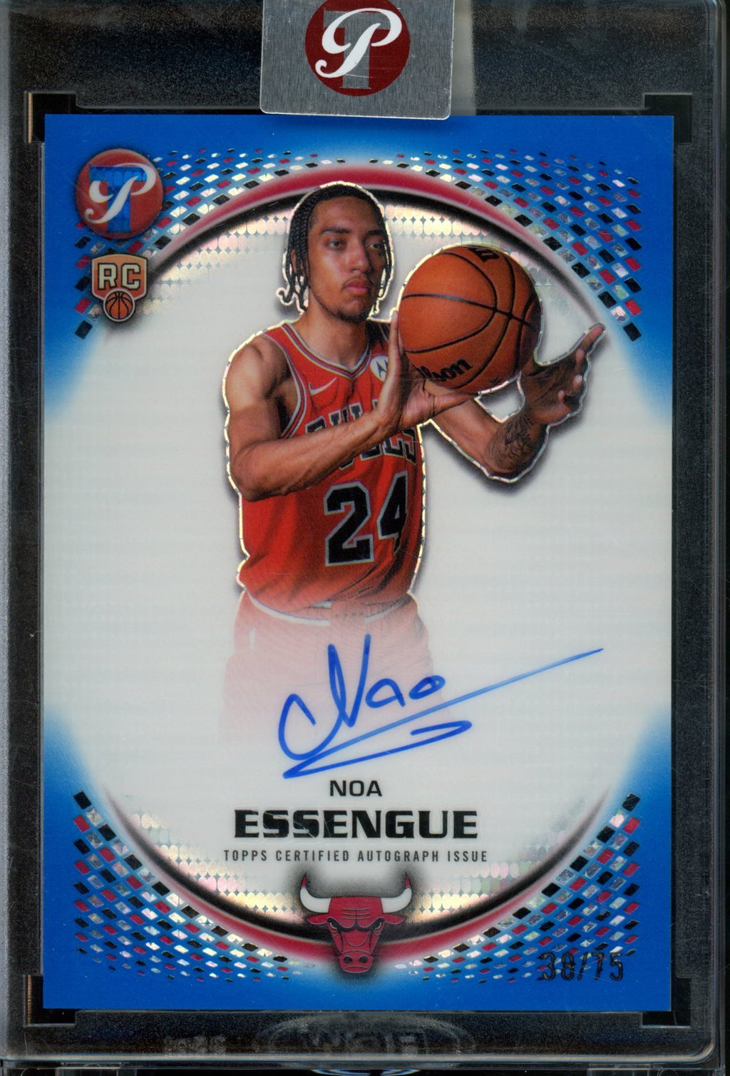 2025/26 Topps Pristine Noa Essengue Rookie RC Blue Refractor Autograph Encased /75 Bulls